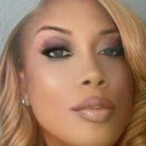 Meet your Posher, Tezra